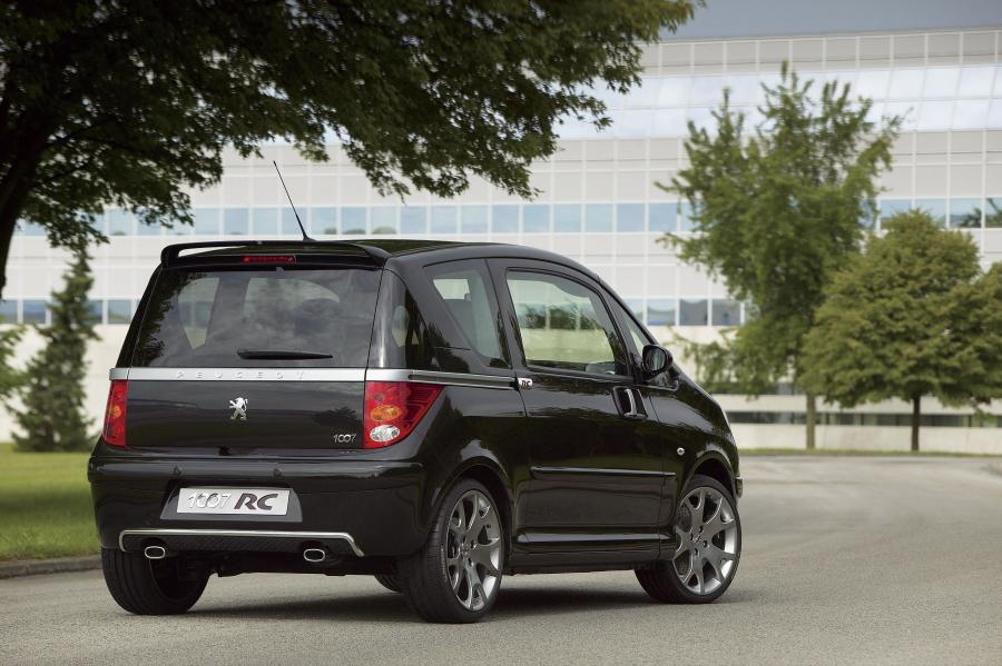  Peugeot 1007 RC Concept 2004 года  (фото 28 из 35)